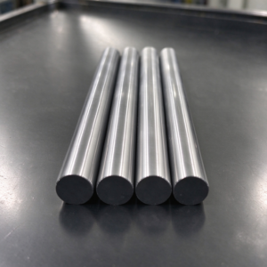 p100 type single crystal silicon rod